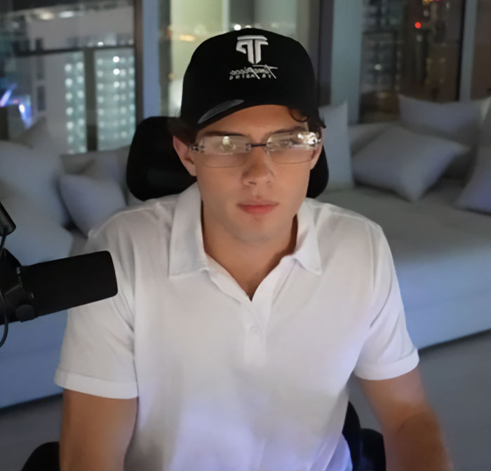 “Looksmaxxing” Influencer Clavicular Shares Nose Job, But All Fans Notice Is His Post-Hormone Transformation
