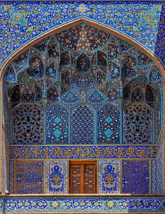 I Traveled Through Tehran, Isfahan, And Shiraz In Search Of Iran’s Most Beautiful Patterns (50 Pics)