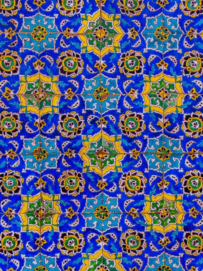 I Traveled Through Tehran, Isfahan, And Shiraz In Search Of Iran’s Most Beautiful Patterns (50 Pics)