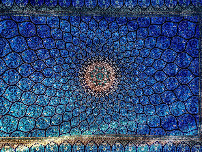 I Traveled Through Tehran, Isfahan, And Shiraz In Search Of Iran’s Most Beautiful Patterns (50 Pics)