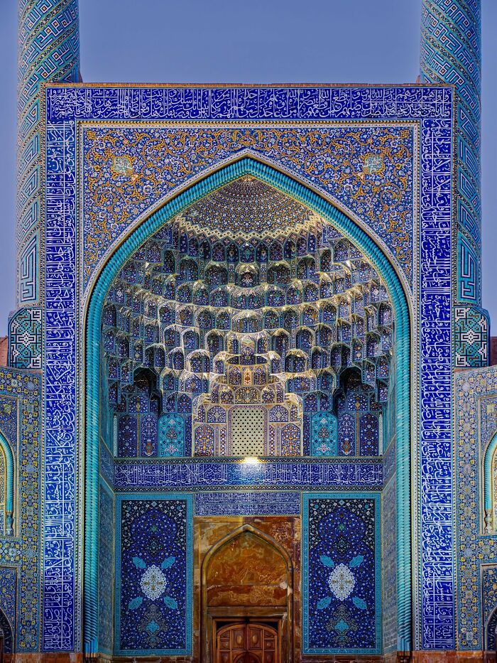 I Traveled Through Tehran, Isfahan, And Shiraz In Search Of Iran’s Most Beautiful Patterns (50 Pics)