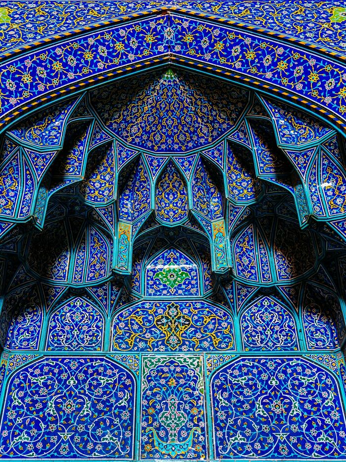 I Traveled Through Tehran, Isfahan, And Shiraz In Search Of Iran’s Most Beautiful Patterns (50 Pics)
