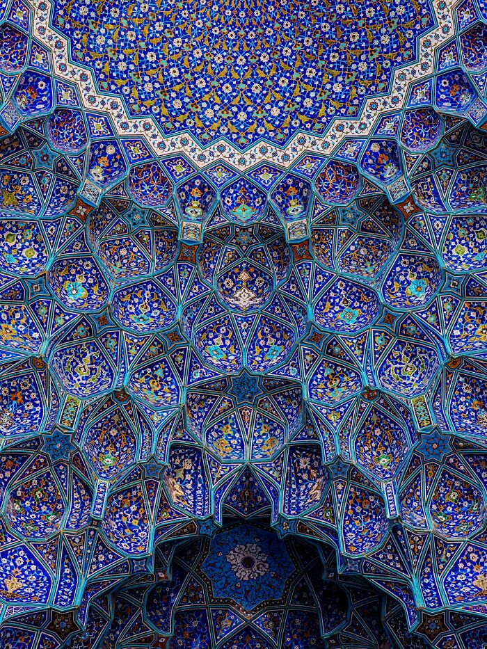 I Traveled Through Tehran, Isfahan, And Shiraz In Search Of Iran’s Most Beautiful Patterns (50 Pics)