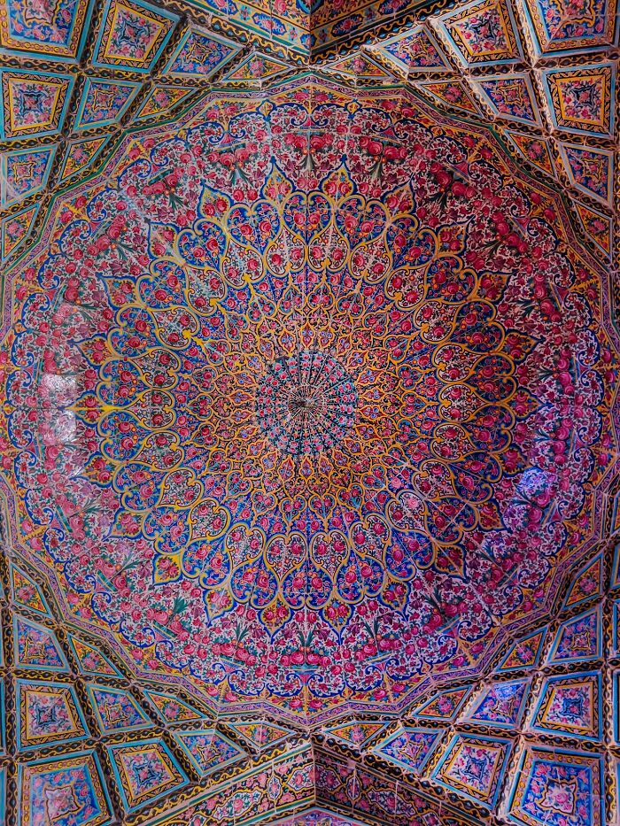 I Traveled Through Tehran, Isfahan, And Shiraz In Search Of Iran’s Most Beautiful Patterns (50 Pics)