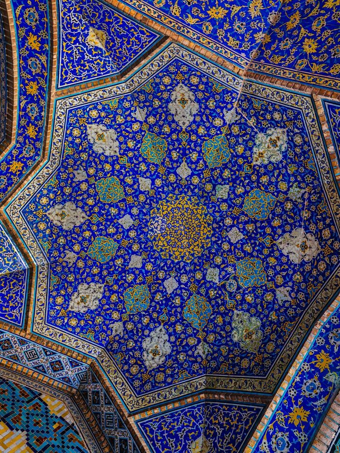I Traveled Through Tehran, Isfahan, And Shiraz In Search Of Iran’s Most Beautiful Patterns (50 Pics)