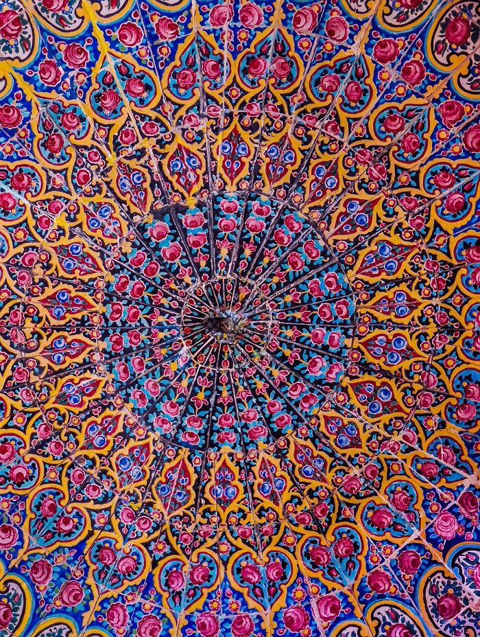 I Traveled Through Tehran, Isfahan, And Shiraz In Search Of Iran’s Most Beautiful Patterns (50 Pics)