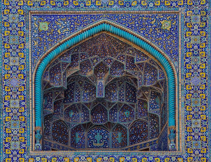 I Traveled Through Tehran, Isfahan, And Shiraz In Search Of Iran’s Most Beautiful Patterns (50 Pics)