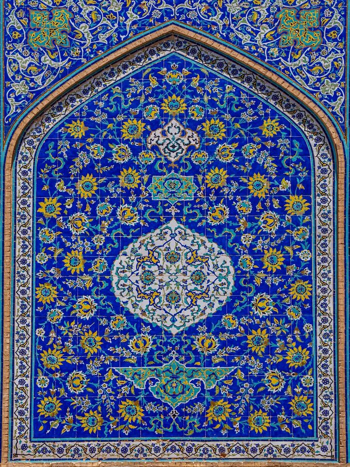 I Traveled Through Tehran, Isfahan, And Shiraz In Search Of Iran’s Most Beautiful Patterns (50 Pics)