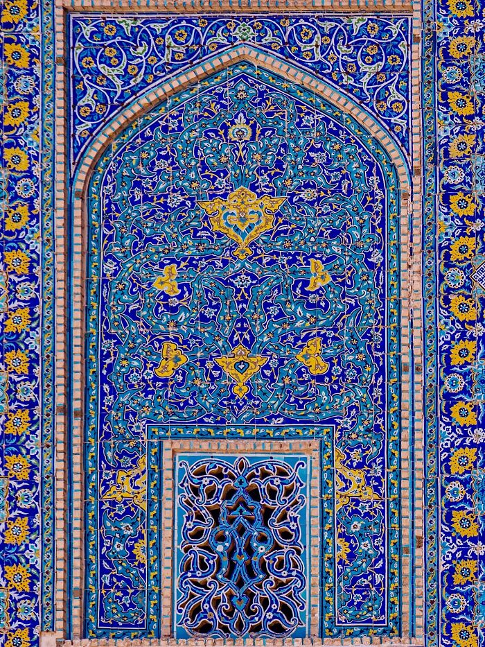 I Traveled Through Tehran, Isfahan, And Shiraz In Search Of Iran’s Most Beautiful Patterns (50 Pics)