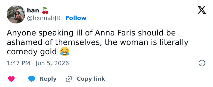 Anna Faris’ 26-Year Transformation Stuns Fans After They Noticed Odd Details In Her Red Carpet Appearance