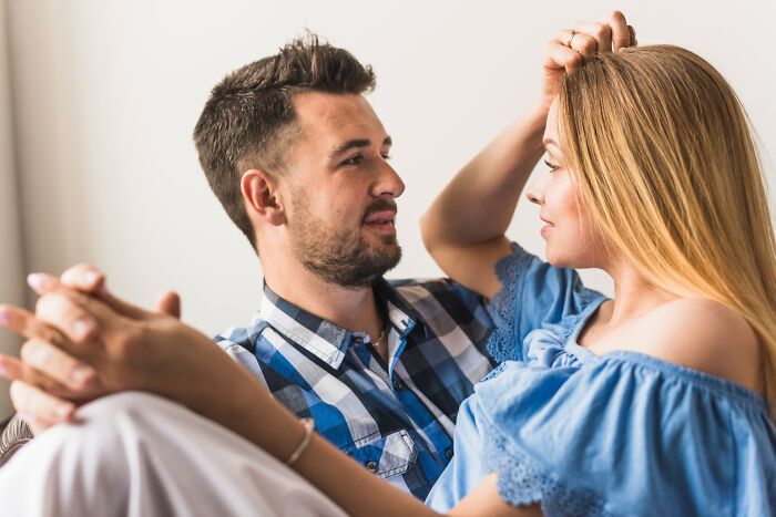 33 Shocking Tales Of How People Realized That They Had Just Met A Psychopath