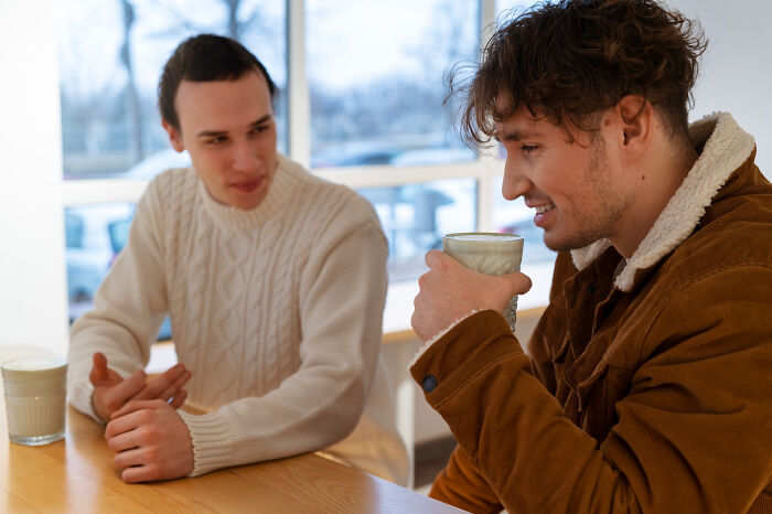 33 Shocking Tales Of How People Realized That They Had Just Met A Psychopath
