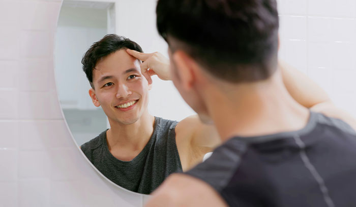 Man Thinks He&rsquo;s Exposed A Massive Beauty Double Standard, The Internet Quickly Disagrees