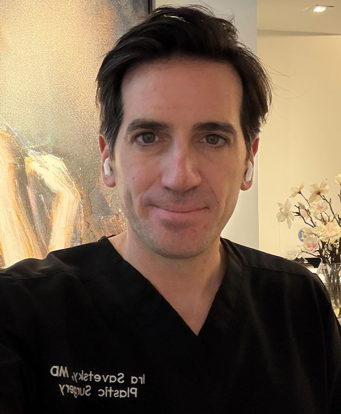 “Skeletonized Look”: Plastic Surgeons Say These Once-Trendy Procedures Are Now Their Patients&rsquo; Biggest Regrets