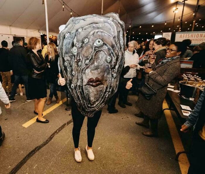 &ldquo;Wife Hasn&rsquo;t Eaten Eggs Since&rdquo;: 83 Oddly Terrifying Images That Are Not For The Weak (New Pics)