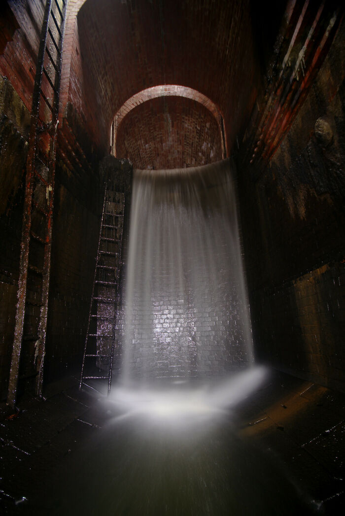 89 Of The Most Breathtaking And Interesting Forgotten Places Shared On ‘Urban Exploration’ 89 Of The Most Breathtaking And Interesting Forgotten Places Shared On ‘Urban Exploration’