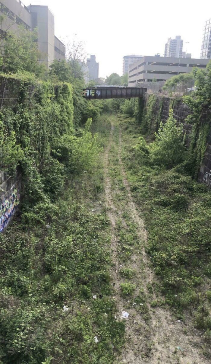 89 Of The Most Breathtaking And Interesting Forgotten Places Shared On ‘Urban Exploration’ 89 Of The Most Breathtaking And Interesting Forgotten Places Shared On ‘Urban Exploration’