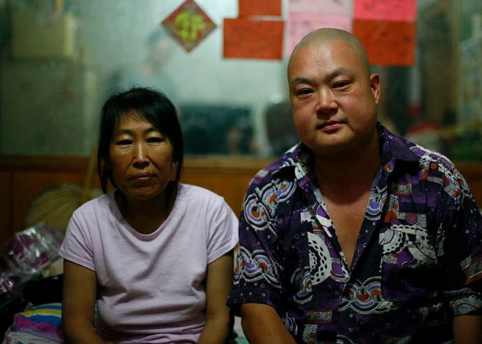 Husband Arrested For Forging Hospital Records To Get Wife Expensive Dialysis Treatment, Sparks Health Debate Husband Arrested For Forging Hospital Records To Get Wife Expensive Dialysis Treatment, Sparks Health Debate