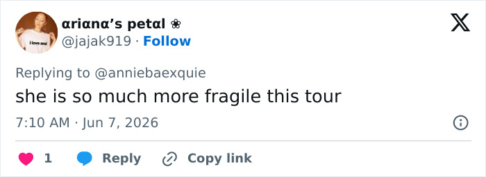 Ariana Grande Fuels Fresh Health Concerns After Kicking Off Tour As Fans Are Convinced “This Is Not Okay” Ariana Grande Fuels Fresh Health Concerns After Kicking Off Tour As Fans Are Convinced “This Is Not Okay”