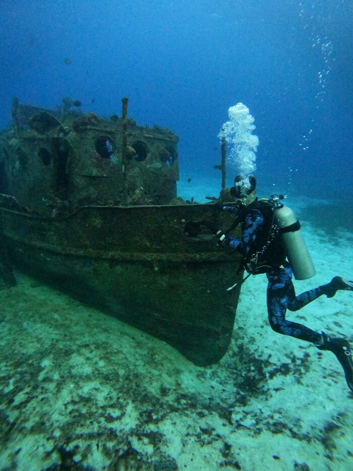 &ldquo;The Grim Reaper&rdquo;: 49 Diving Stories That Sound Like Scenes From A Horror Movie
