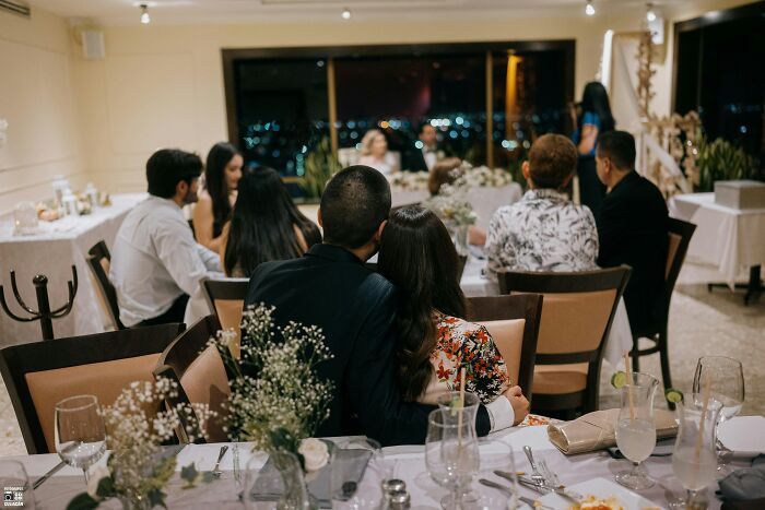 “Tried To Make Out With The Groom”: 77 Wedding Guests Who Made Everything About Themselves “Tried To Make Out With The Groom”: 77 Wedding Guests Who Made Everything About Themselves