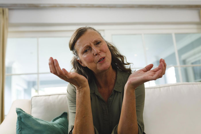 Woman Agrees To Store A Couple Of Items For Friend, Comes Home To A Fully Packed House From Hell Woman Agrees To Store A Couple Of Items For Friend, Comes Home To A Fully Packed House From Hell