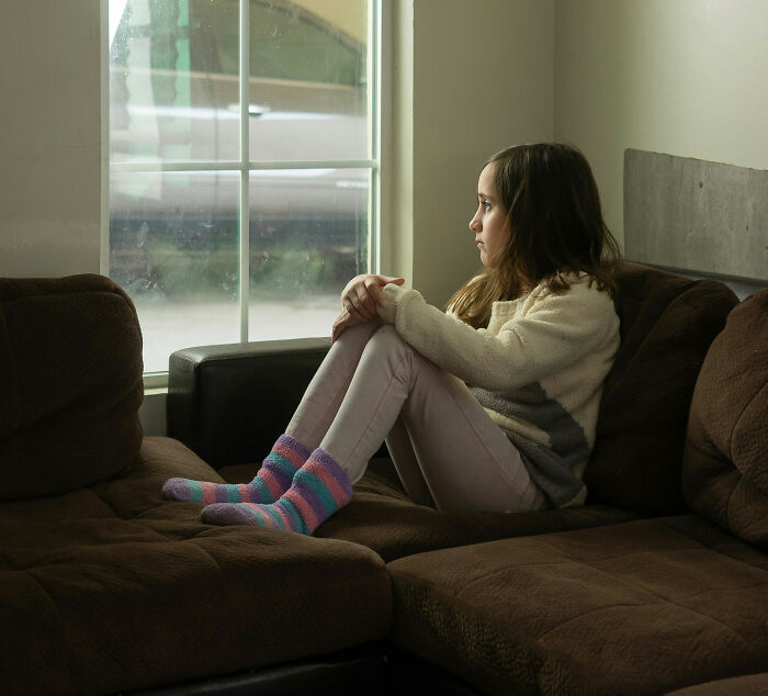 8-Year-Old Disabled Girl’s 911 Call Sparks Outrage After Mom Left Her Alone To Travel Abroad 8-Year-Old Disabled Girl’s 911 Call Sparks Outrage After Mom Left Her Alone To Travel Abroad
