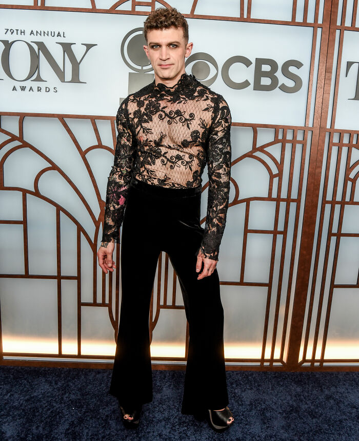 Fashion Madness Is Back, Here Are The 20 Biggest Red Carpet Fails Of The 2026 Tony Awards Fashion Madness Is Back, Here Are The 20 Biggest Red Carpet Fails Of The 2026 Tony Awards