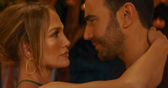 Jennifer Lopez&rsquo;s &lsquo;Office Romance&rsquo; Scars Viewers With Unexpected Graphic Scene