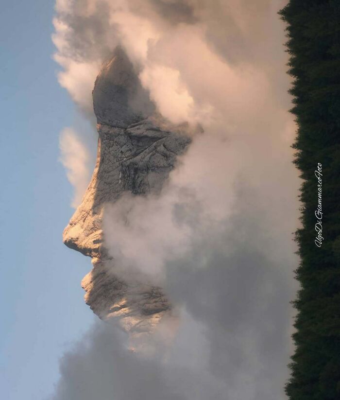56 Mind-Bending Cases Of Pareidolia That Are Equal Parts Creepy And Hilarious (New Pics) 56 Mind-Bending Cases Of Pareidolia That Are Equal Parts Creepy And Hilarious (New Pics)