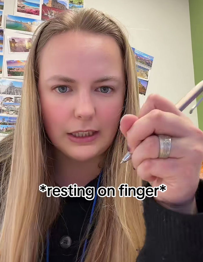 Teacher Learns Something About Herself After Student Points One Thing Out Teacher Learns Something About Herself After Student Points One Thing Out