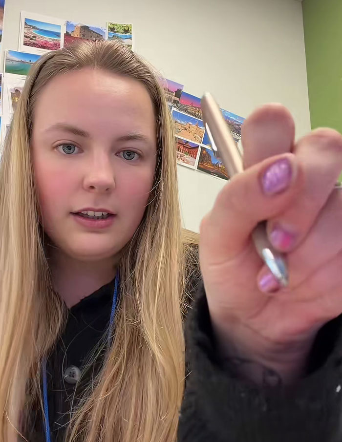 Teacher Learns Something About Herself After Student Points One Thing Out Teacher Learns Something About Herself After Student Points One Thing Out
