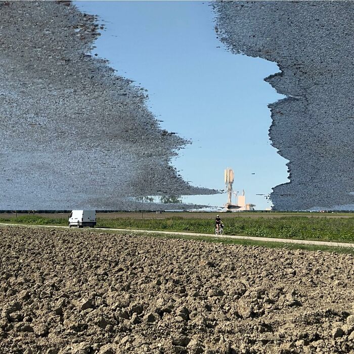 80 Street Photo Sets By Fontanesi That Seamlessly Combine Reality And Unexpected Coincidences 80 Street Photo Sets By Fontanesi That Seamlessly Combine Reality And Unexpected Coincidences