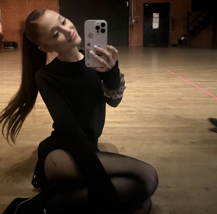 Ariana Grande And Ethan Slater’s Scandalous Relationship Ends, Bombshell Report Triggers Conspiracy Theories Ariana Grande And Ethan Slater’s Scandalous Relationship Ends, Bombshell Report Triggers Conspiracy Theories