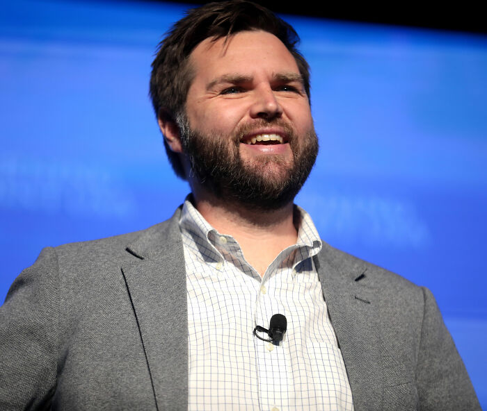 JD Vance’s New Look Has People Convinced Trump’s Words Have Finally Gotten To Him: “Wasting Away” JD Vance’s New Look Has People Convinced Trump’s Words Have Finally Gotten To Him: “Wasting Away”