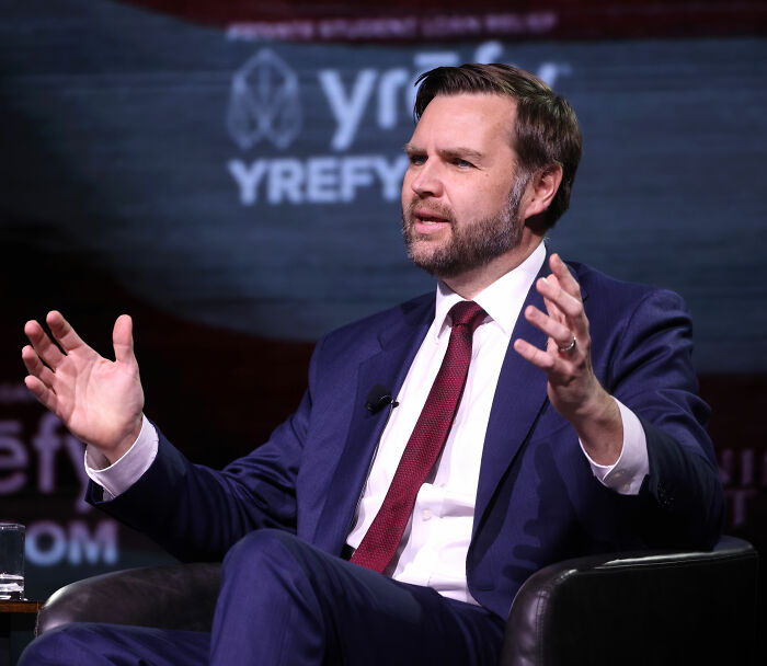 JD Vance’s New Look Has People Convinced Trump’s Words Have Finally Gotten To Him: “Wasting Away” JD Vance’s New Look Has People Convinced Trump’s Words Have Finally Gotten To Him: “Wasting Away”