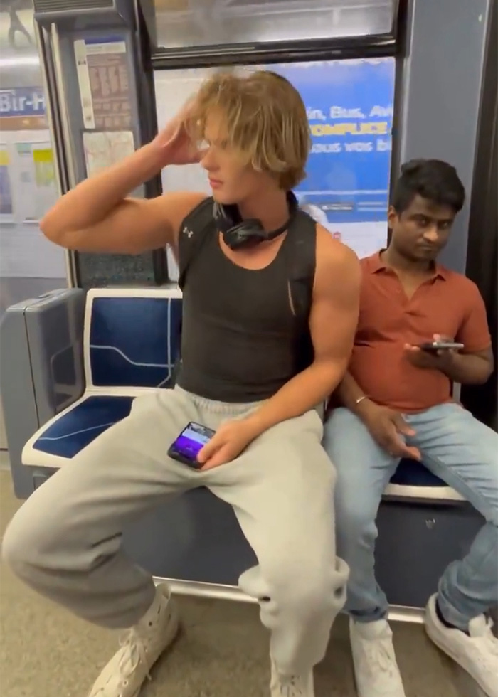 Looksmaxxer Allegedly Sits Next To Man On The Subway To “Mog” Him, But It Doesn’t Go As Planned Looksmaxxer Allegedly Sits Next To Man On The Subway To “Mog” Him, But It Doesn’t Go As Planned