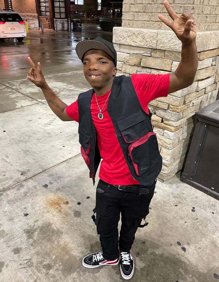 Influencer From Baton Rouge Goes Viral After Being Taken Into Custody For Break‑In Influencer From Baton Rouge Goes Viral After Being Taken Into Custody For Break‑In