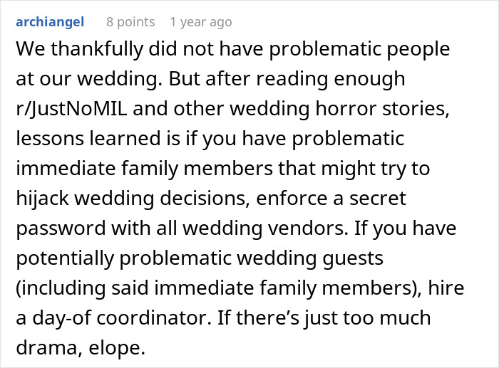 “BIG Mistake”: Bride Reflects On Wedding One Year Later, Has Sage Advice For Engaged Couples “BIG Mistake”: Bride Reflects On Wedding One Year Later, Has Sage Advice For Engaged Couples