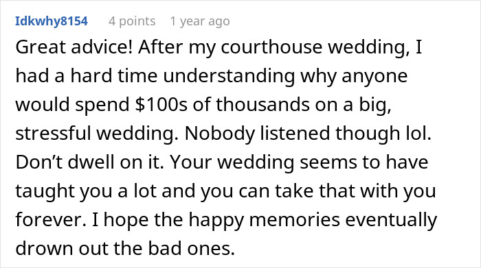 “BIG Mistake”: Bride Reflects On Wedding One Year Later, Has Sage Advice For Engaged Couples “BIG Mistake”: Bride Reflects On Wedding One Year Later, Has Sage Advice For Engaged Couples