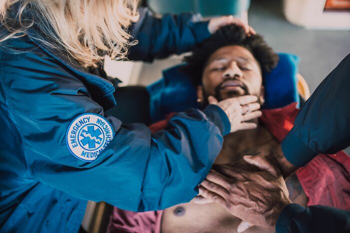 “Nothing Prepared Me For That”: 35 Health Professionals Share Times When People’s Audacity Baffled Them “Nothing Prepared Me For That”: 35 Health Professionals Share Times When People’s Audacity Baffled Them