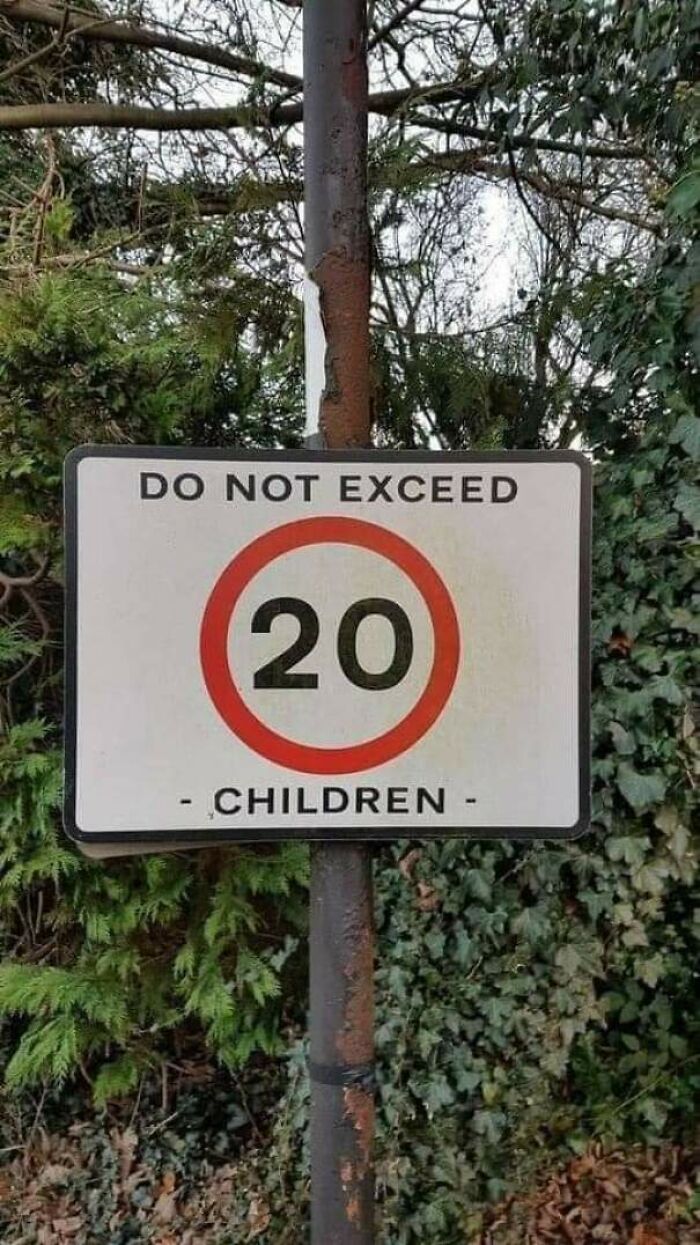 65 Signs That Somehow Made It All The Way To Installation 65 Signs That Somehow Made It All The Way To Installation