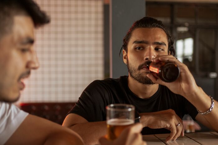“The Ultimate Form Of Unspoken Loyalty”: 54 ‘Bro Code’ Rules Women Don’t Understand “The Ultimate Form Of Unspoken Loyalty”: 54 ‘Bro Code’ Rules Women Don’t Understand