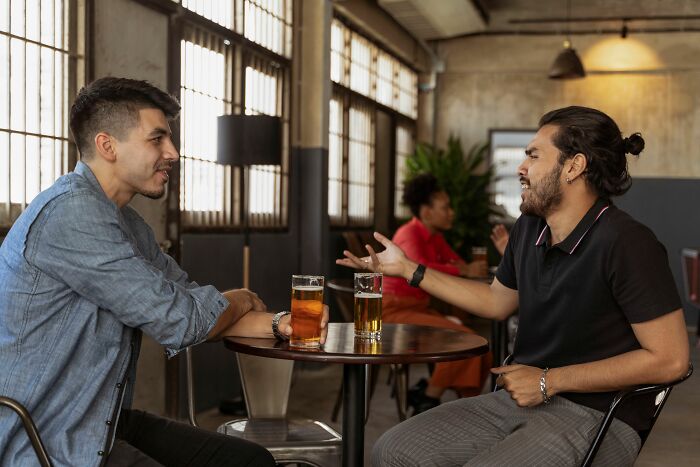 “The Ultimate Form Of Unspoken Loyalty”: 54 ‘Bro Code’ Rules Women Don’t Understand “The Ultimate Form Of Unspoken Loyalty”: 54 ‘Bro Code’ Rules Women Don’t Understand