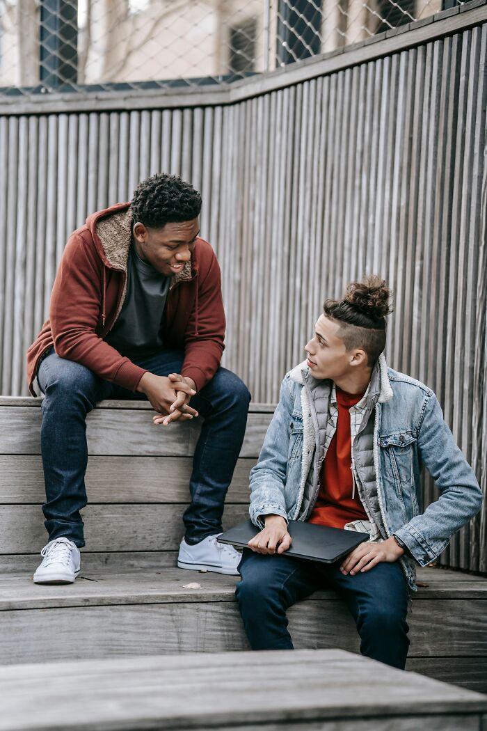 “The Ultimate Form Of Unspoken Loyalty”: 54 ‘Bro Code’ Rules Women Don’t Understand “The Ultimate Form Of Unspoken Loyalty”: 54 ‘Bro Code’ Rules Women Don’t Understand