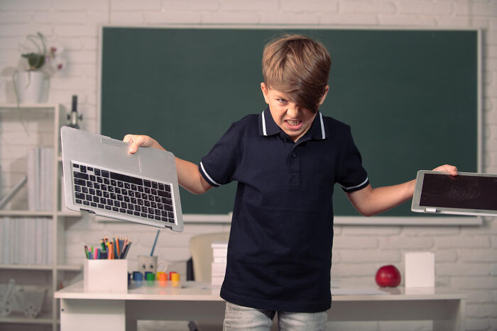 45 Teachers Recall The Most Horrifying Psychopathic Behavior That Primary Kids Have Displayed 45 Teachers Recall The Most Horrifying Psychopathic Behavior That Primary Kids Have Displayed