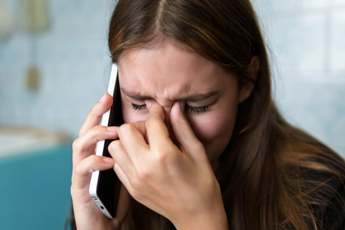 Guy Can’t Handle His GF’s Success, Ruins Her US Visa Approval With Silent Treatment And Tantrums Guy Can’t Handle His GF’s Success, Ruins Her US Visa Approval With Silent Treatment And Tantrums