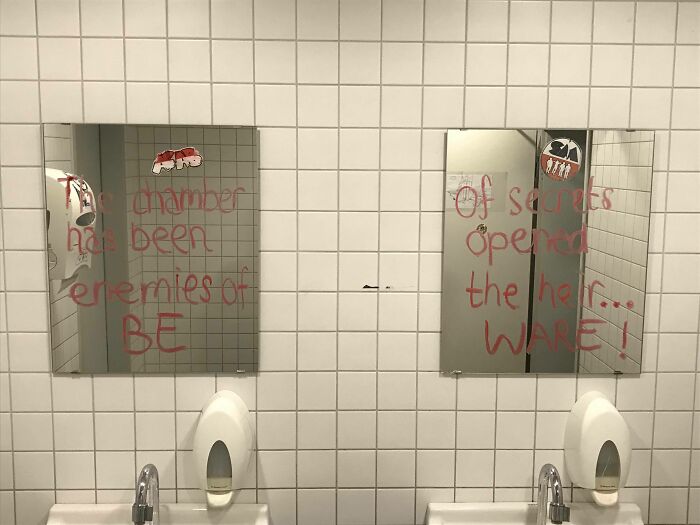 “No Safety Smoking First”: 55 Of The Funniest Signs Ever Spotted In The Wild “No Safety Smoking First”: 55 Of The Funniest Signs Ever Spotted In The Wild