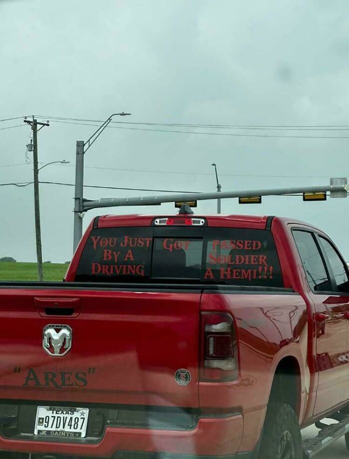 “No Safety Smoking First”: 55 Of The Funniest Signs Ever Spotted In The Wild “No Safety Smoking First”: 55 Of The Funniest Signs Ever Spotted In The Wild