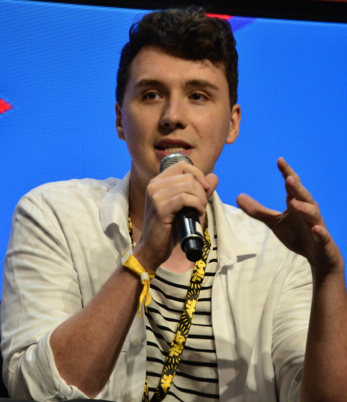 Daniel Howell: Bio And Career Highlights Daniel Howell: Bio And Career Highlights
